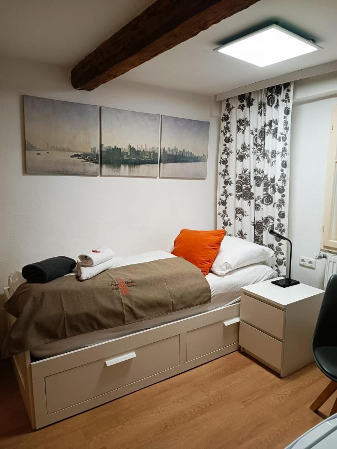 Cityhotel Junger Fuchs Salzburg Buitenkant foto